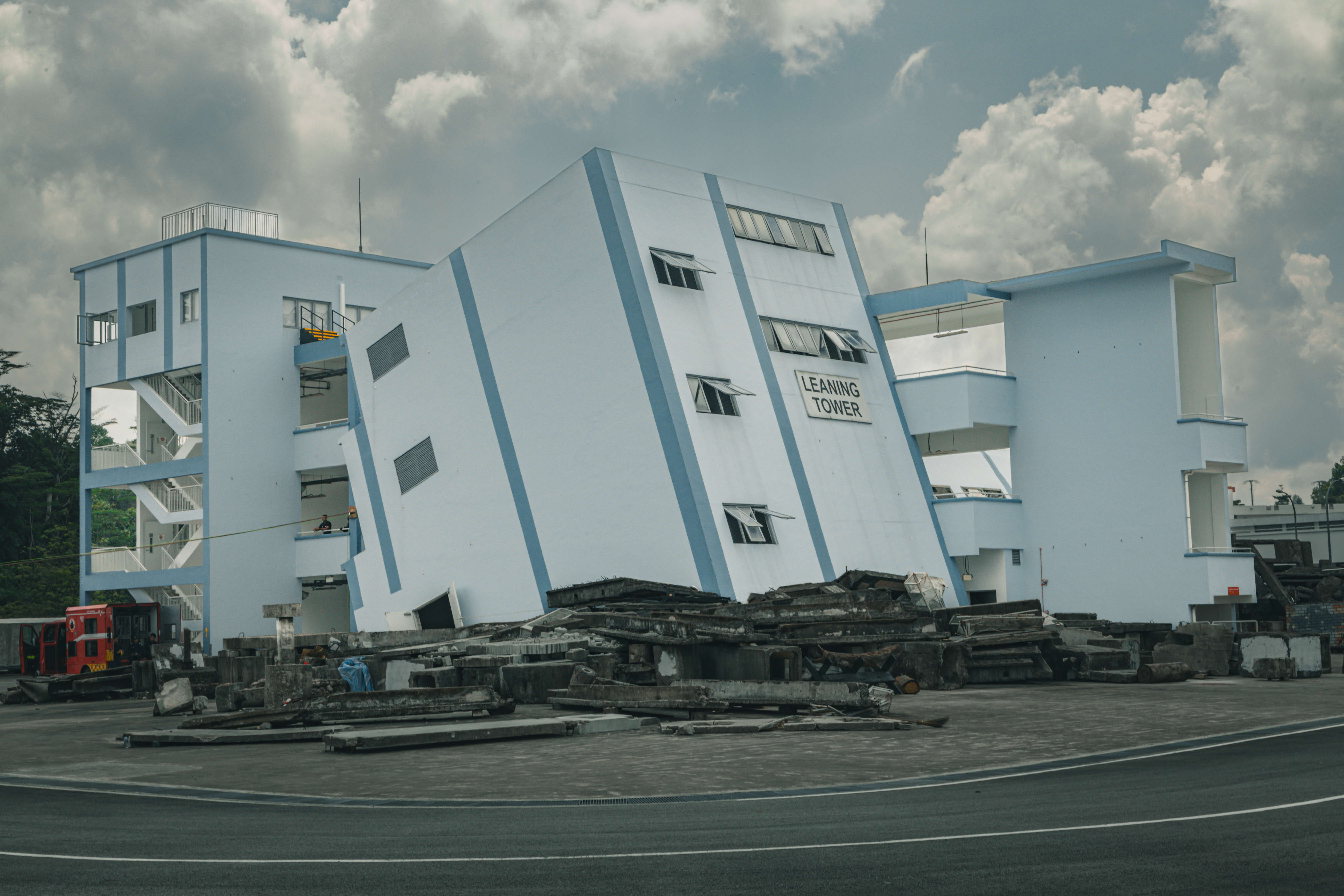 HTTC - LEANING TOWER