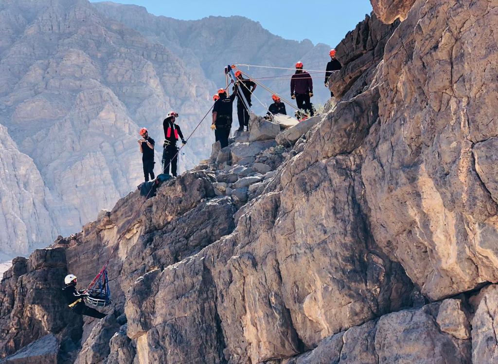 Trainees from ADCDA at a mountain rescue exercise