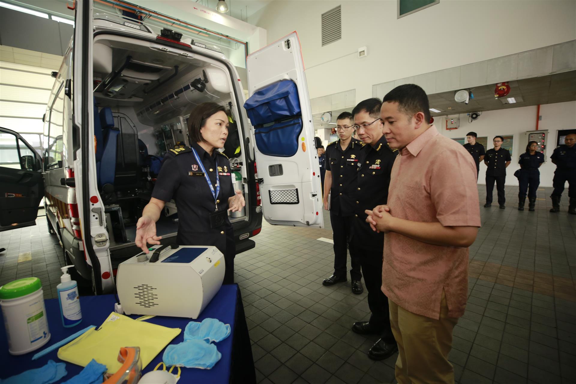 Mr Amrin Amin SPS Visit @ HQ SCDF 30