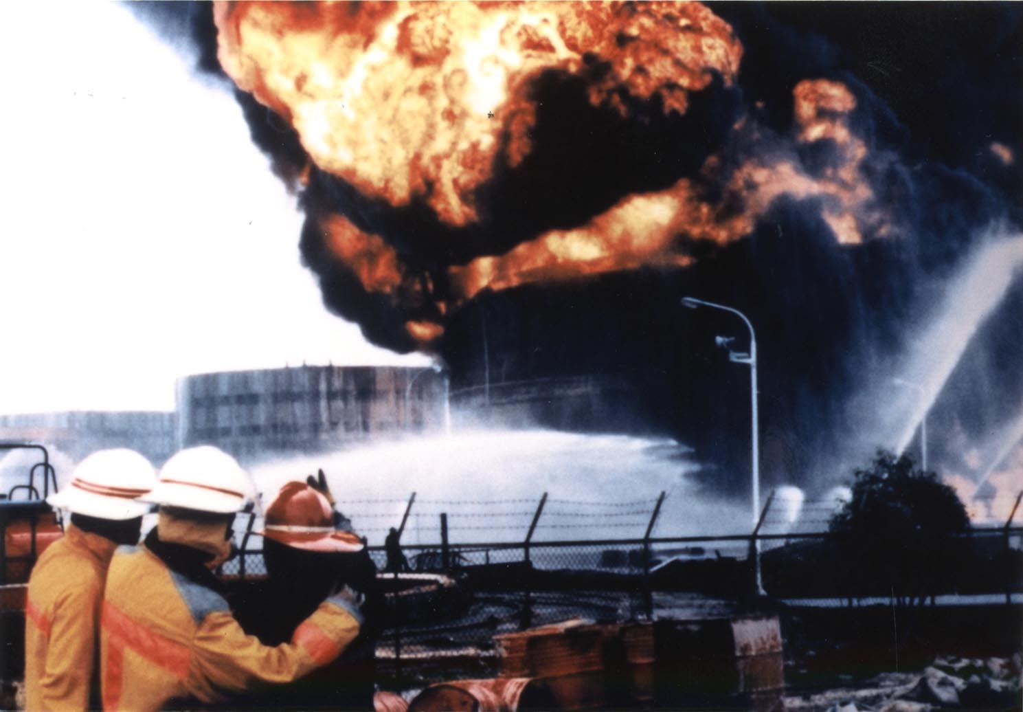 Pulau Merlimau Fire, 1988.