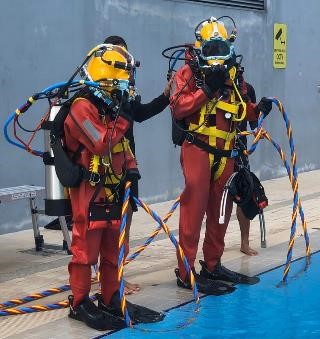 The Surface Supplied Diving Equipment (SSDE) allows DART divers to perform prolonged underwater search and rescue operations in deep waters.